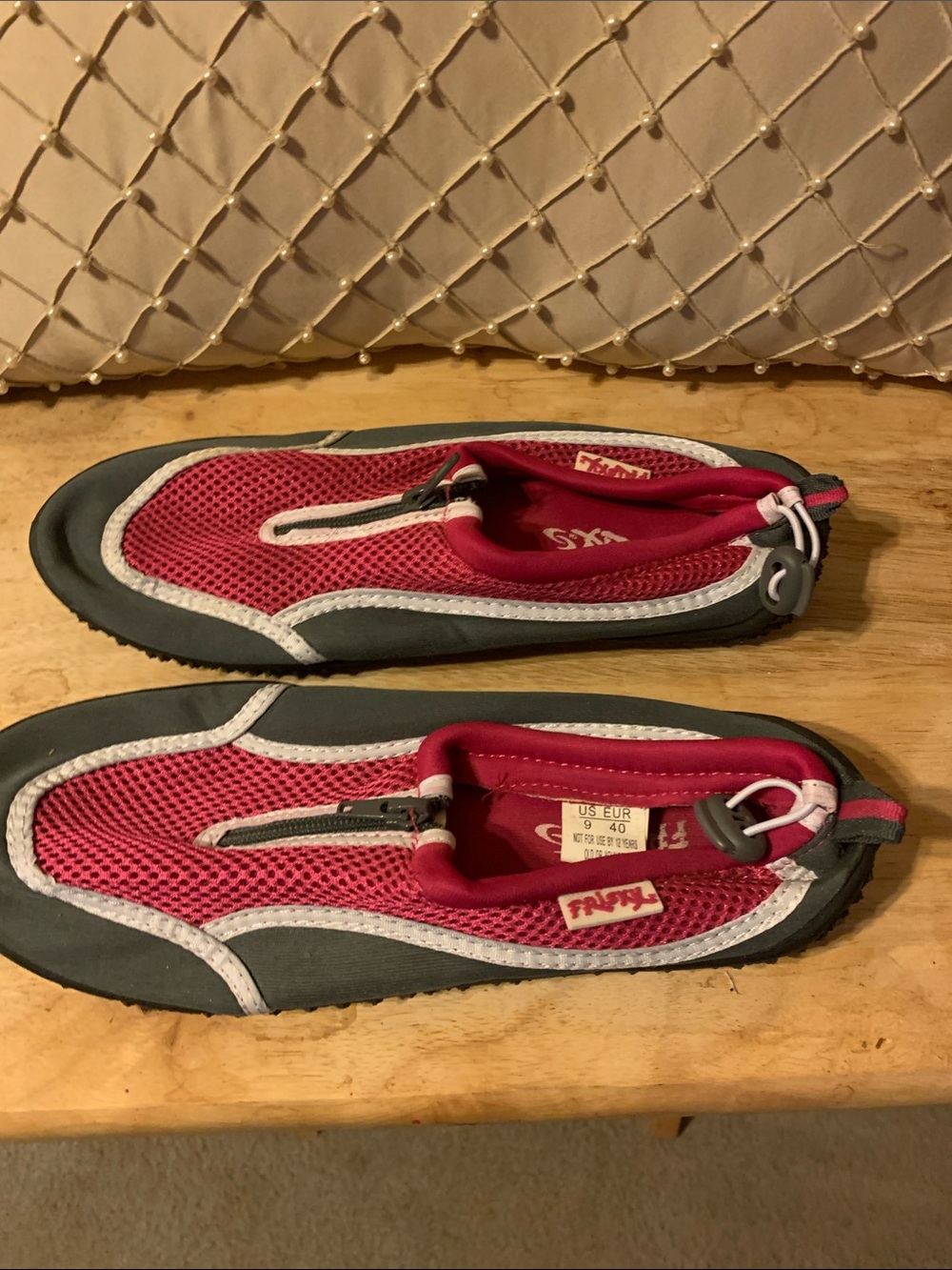 Roxy Pink and Gray Athletic Water Shoes